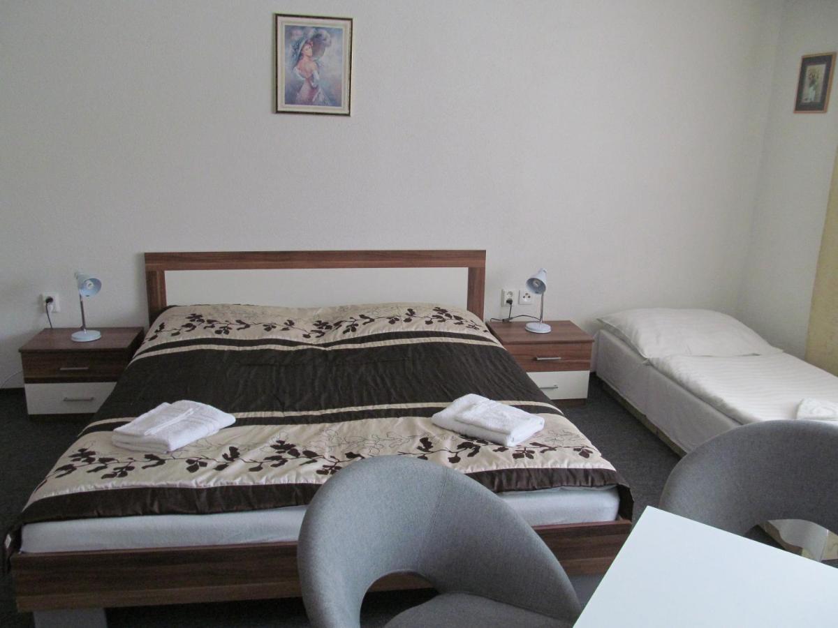 A+S Penzion Podzamok Spisske Podhradie Ngoại thất bức ảnh