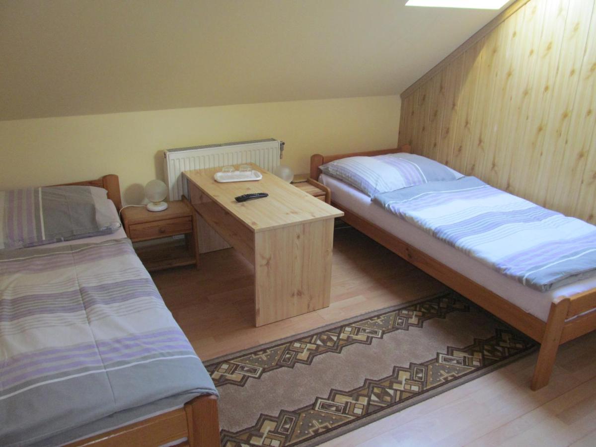 A+S Penzion Podzamok Spisske Podhradie Ngoại thất bức ảnh